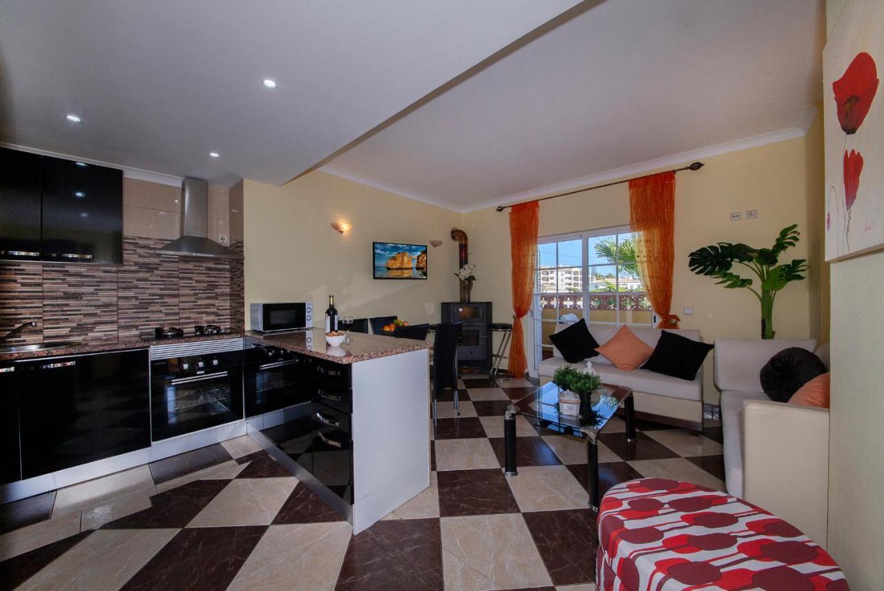 B47 - Walkway Beachview Place Apartment